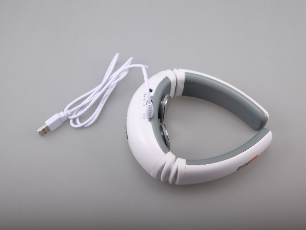 頸椎按摩器USB數(shù)據(jù)線定制如何選擇數(shù)據(jù)線廠家？